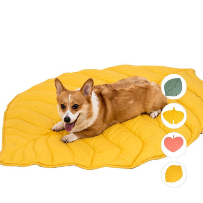 Leaf Shape Dog Blanket Mat Pet Soft and Warm Decorative Cushion Household